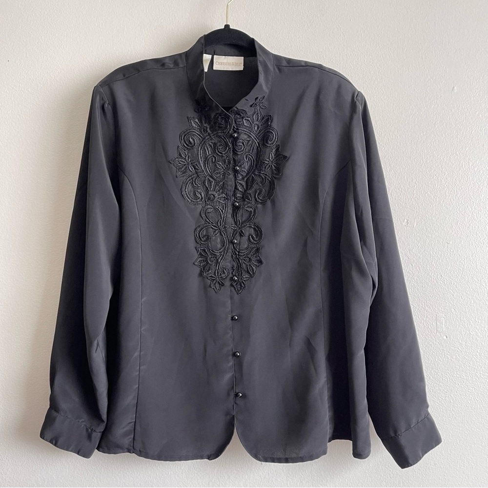 Christie & Jill Vintage button down embroidered black long sleeve blouse